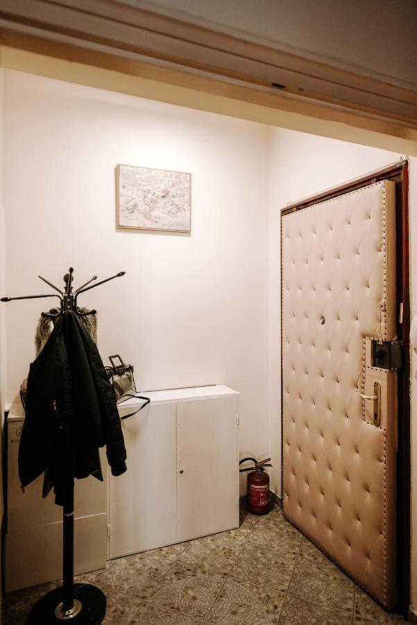 Apartman Milenijum Belgrado Buitenkant foto