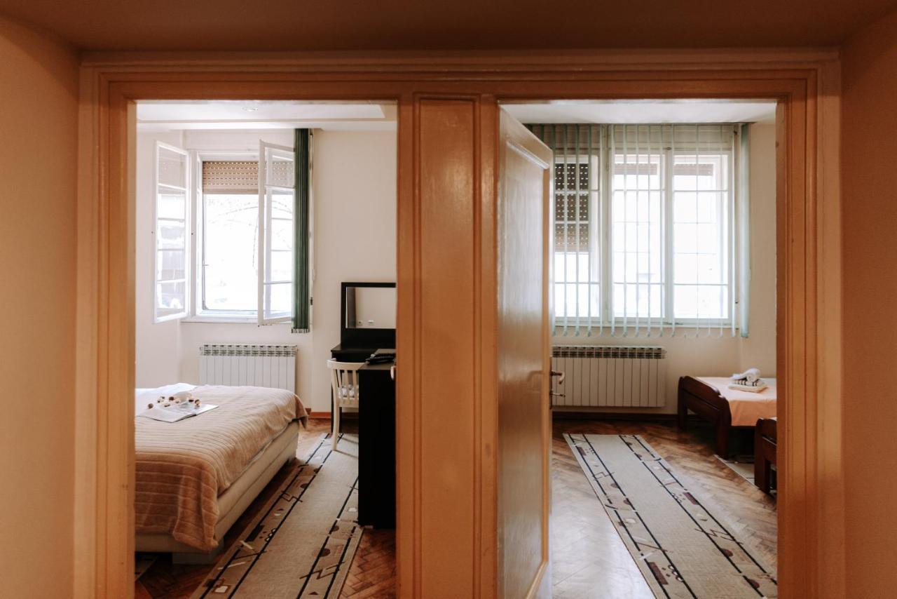 Apartman Milenijum Belgrado Buitenkant foto