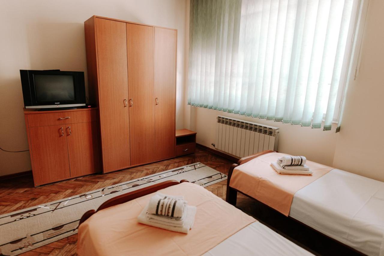 Apartman Milenijum Belgrado Buitenkant foto